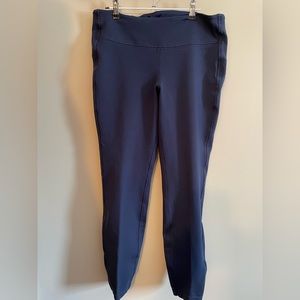 Sz 12 Lululemon Navy Mid weight pants.
